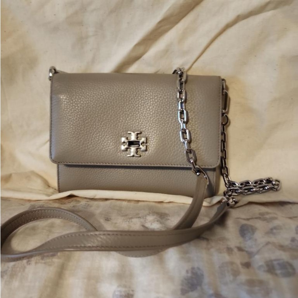 grey gently used Tory Burch purse